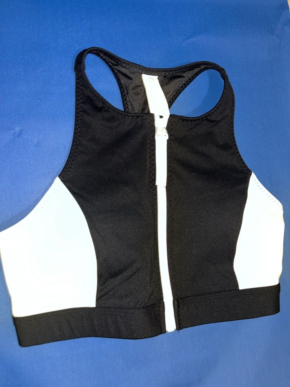 Fabletics Black and White Front-Zip Top and Bottom